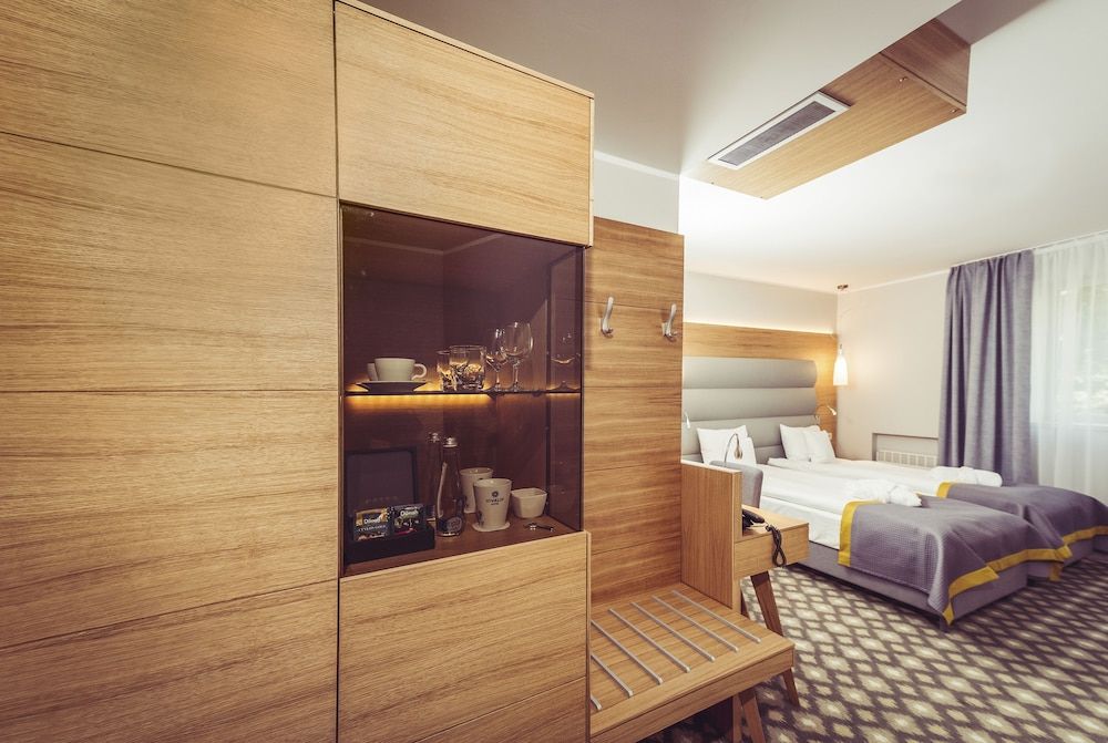 Vivaldi Hotel Business Twin Room 2