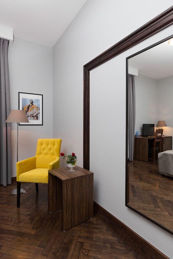 Hotel Grottger Boutique Hotel Superior Double Room 6