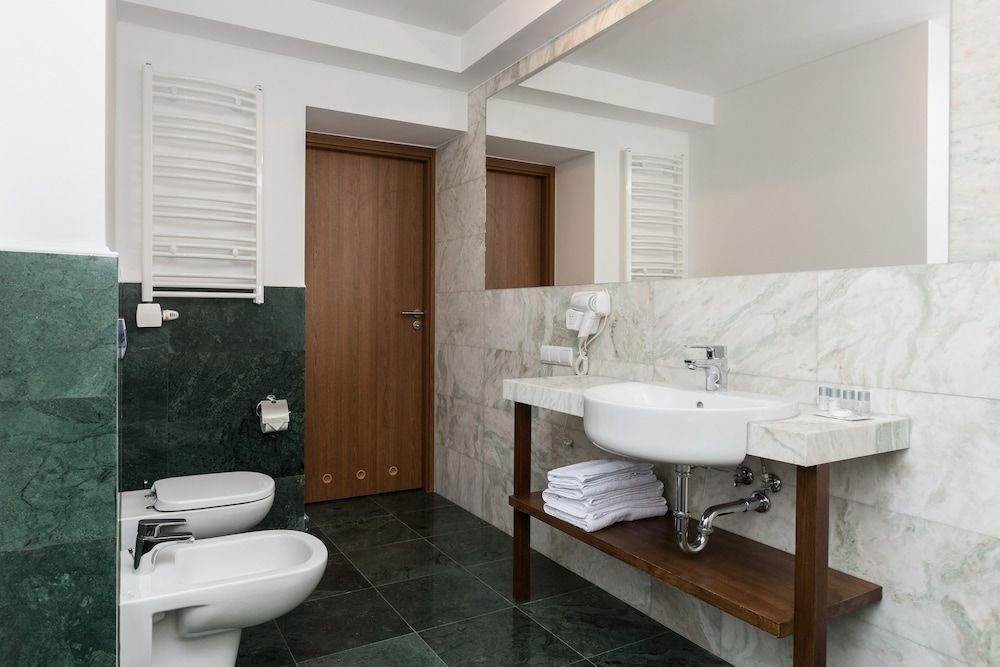 Hotel Grottger Boutique Hotel Superior Triple Room 10