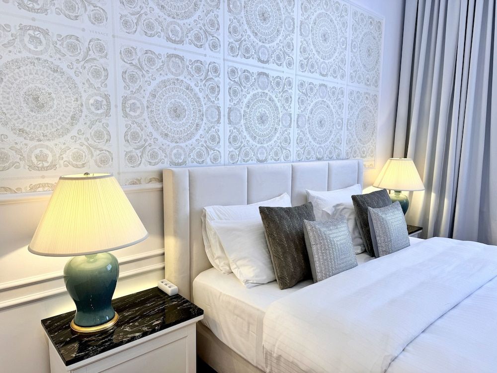 VOTRE Suite, 1 Bedroom (Royal Route View, 62 m2, ul. Królewska 2)