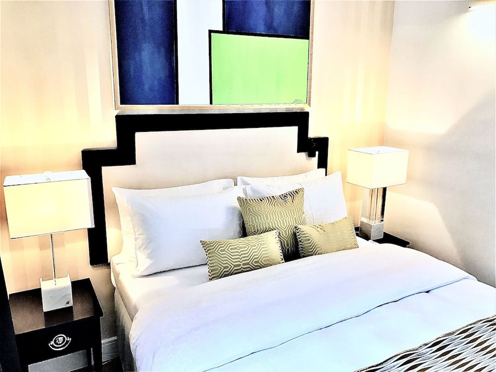 Luxury Deluxe Suite, 2 Bedrooms (Old town view, 77 m2)