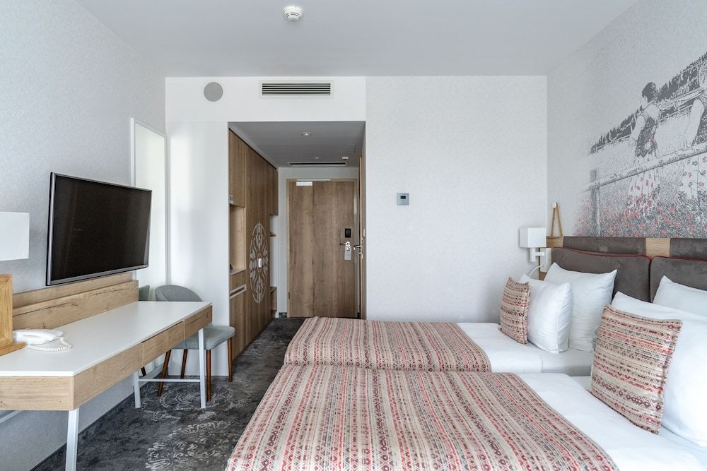Hotel Aquarion Family & Friends - Destigo Hotels Superior Twin Room with access to Termy Zakopianskie (1 hour per person per day) 2
