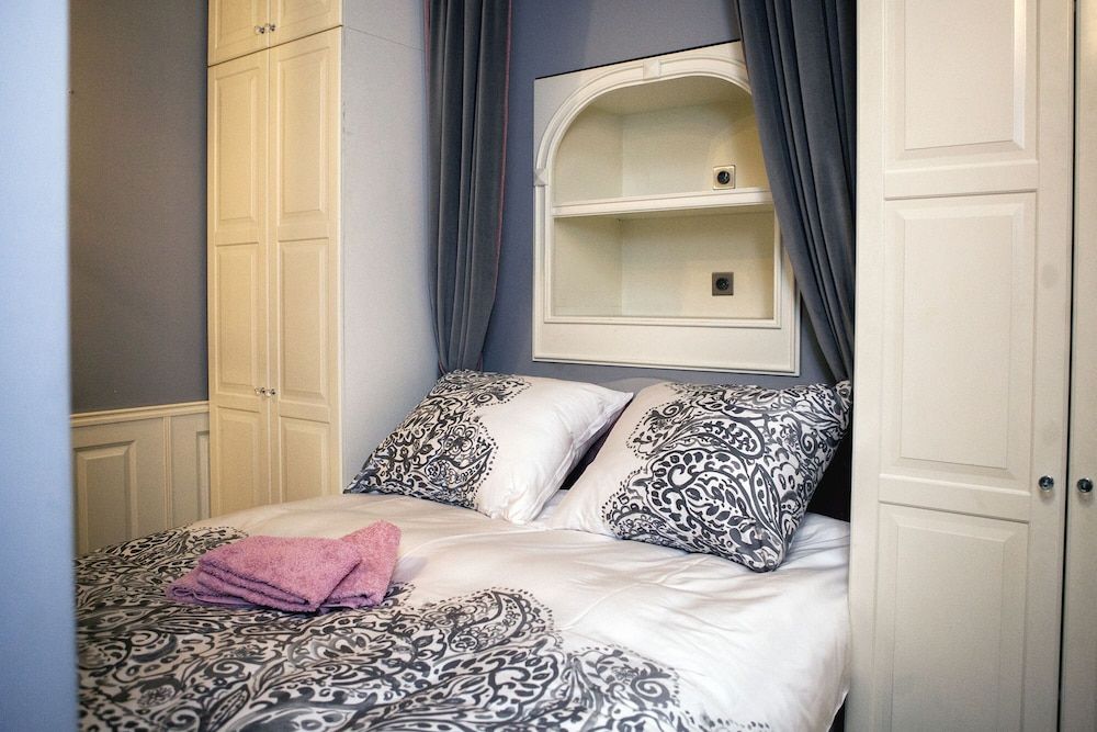 Royal Apartment