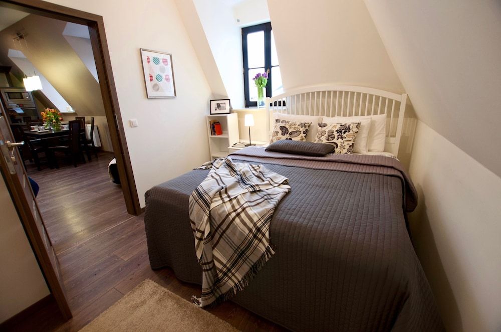 Premium Duplex, 2 Bedrooms, Kitchenette, City View