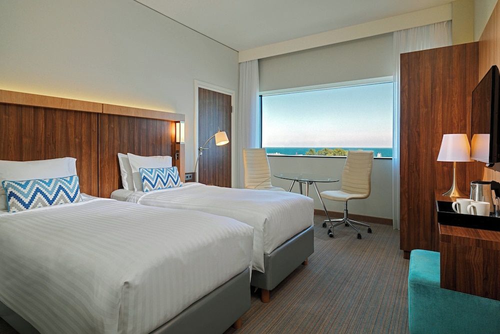 Courtyard by Marriott Gdynia Waterfront Twin Room, 2 Twin Beds, Sea View