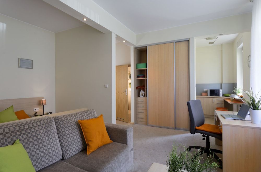 Media Park Economy Studio 7