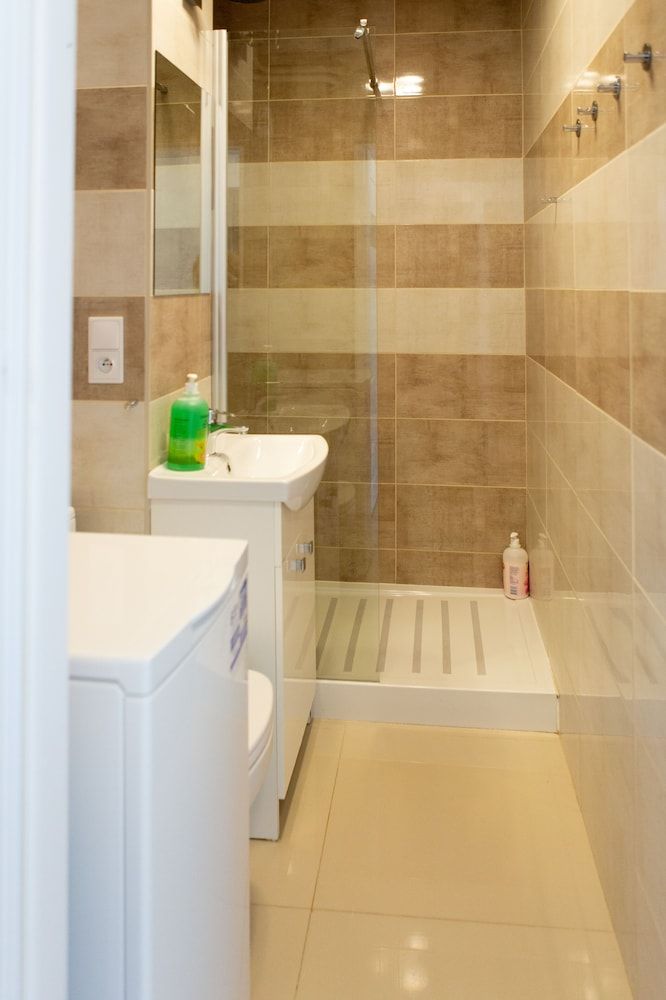 undefined bonApartments 9