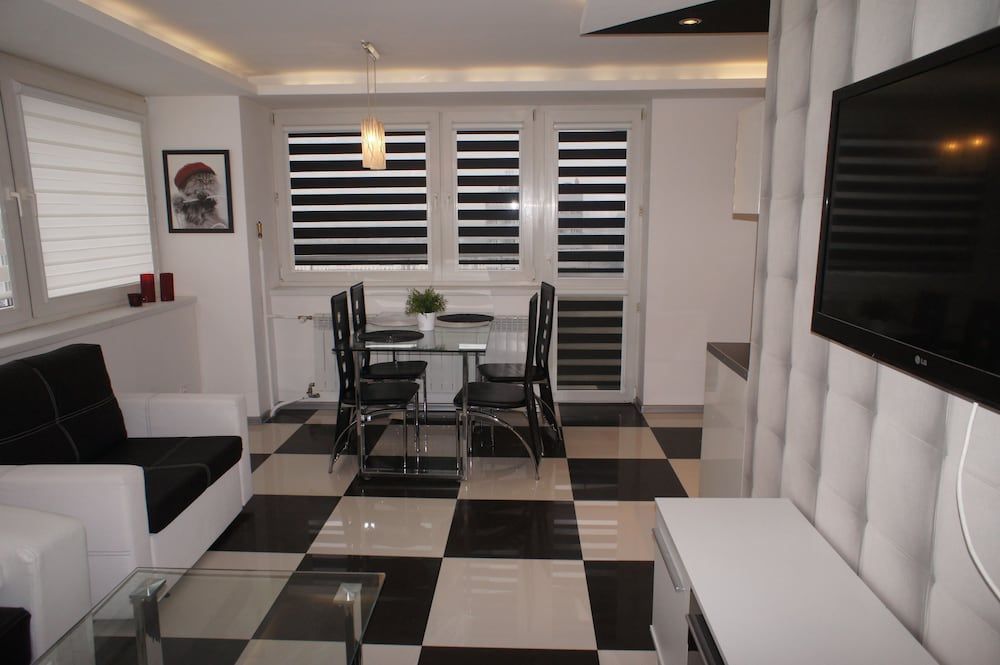 undefined bonApartments 4