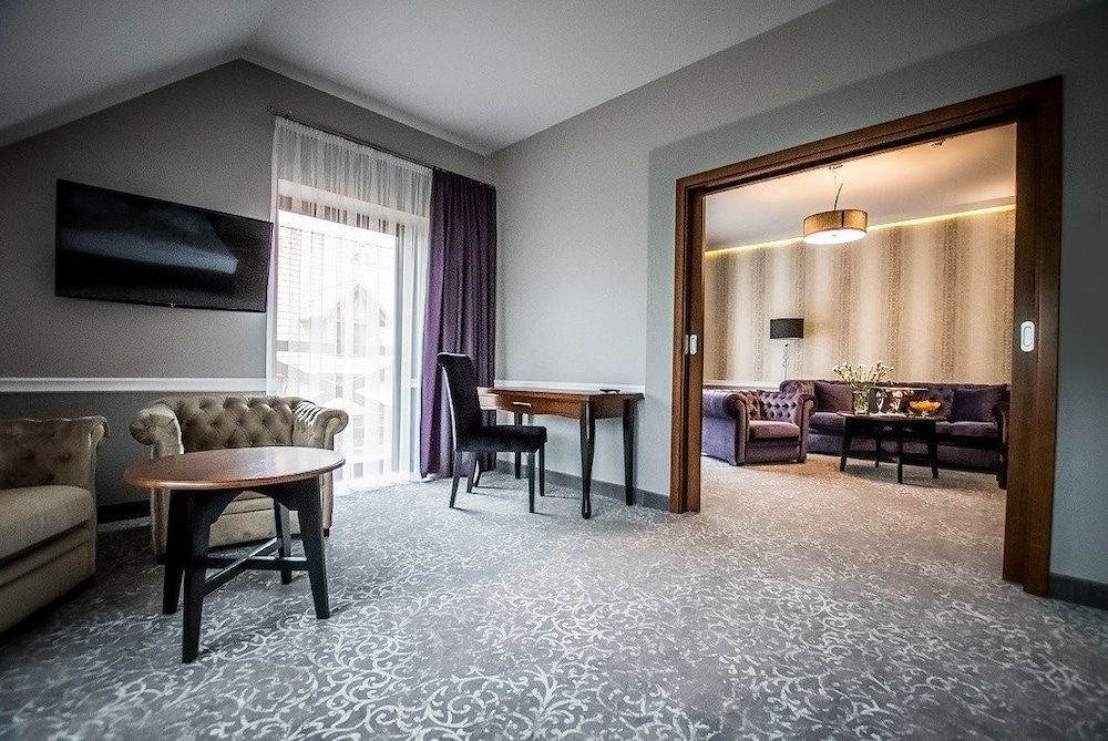 Hotel Poledno Junior Studio Suite 8