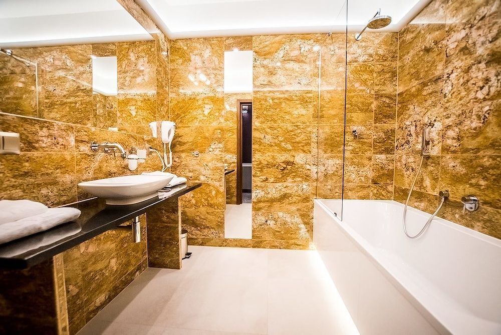 Hotel Poledno Junior Studio Suite 3