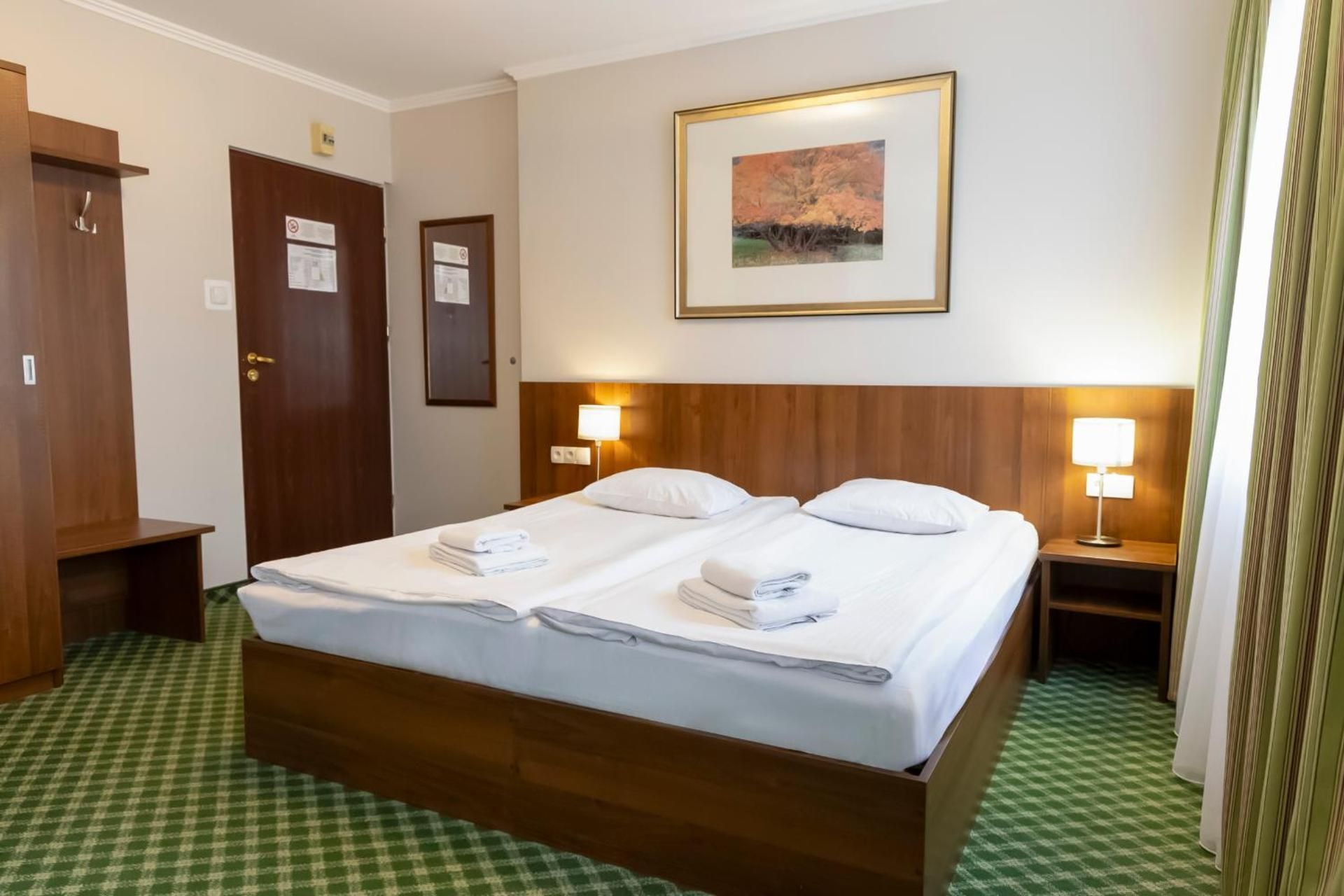 undefined Hit Hotel 5