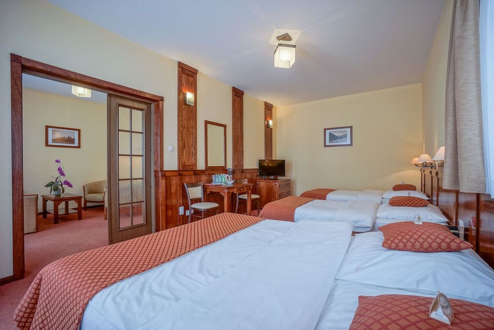 Premium Suite, Balcony, Mountain View