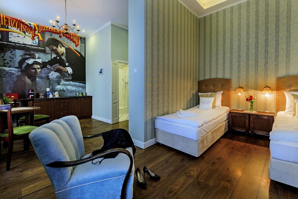 Stare Kino Cinema Residence Superior Twin Room 5