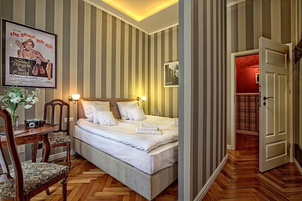 Stare Kino Cinema Residence Superior Double Room 6