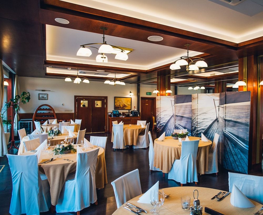 undefined Hotel Admiral 9
