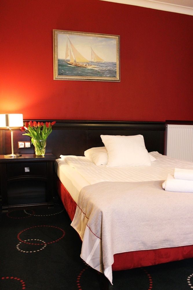 undefined Hotel Admiral