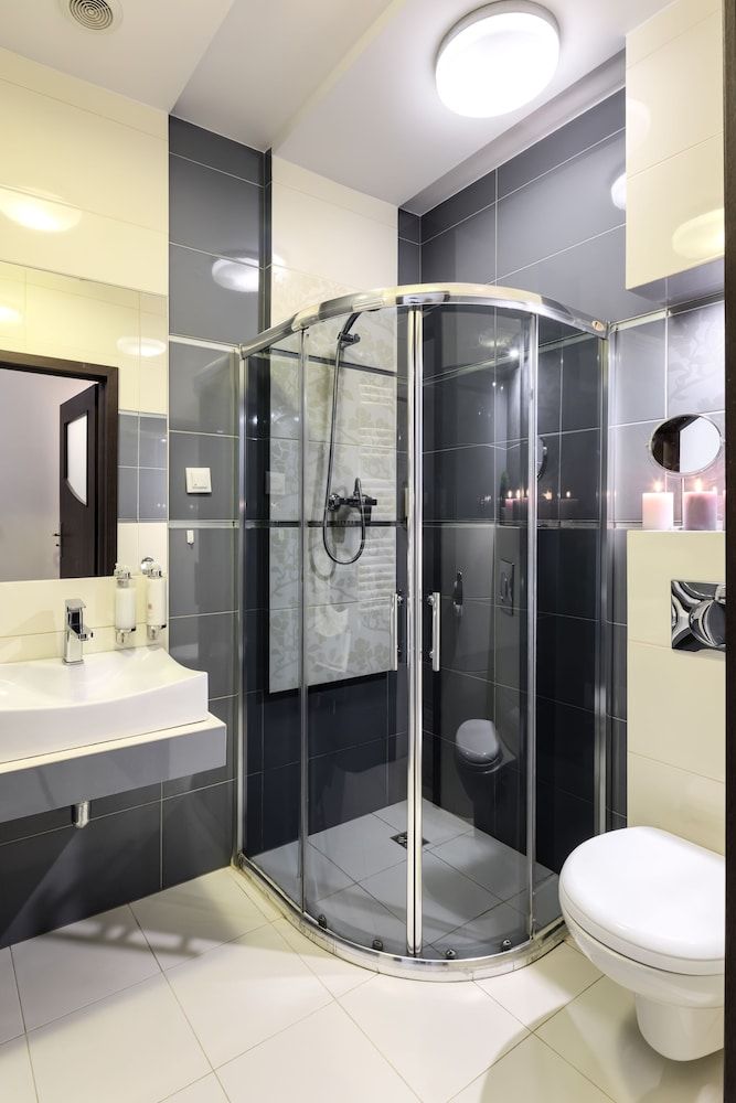 Platinum Aparthotel Junior Suite, 1 Bedroom, Non Smoking 5