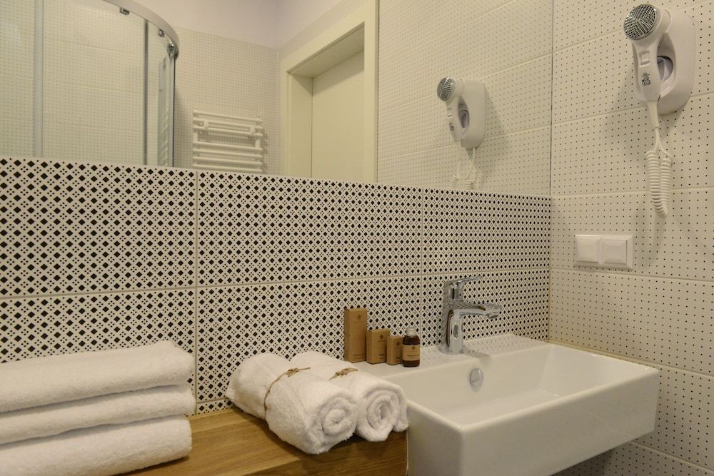 Hotel Faros Gdańsk Airport Economy Double Room 6