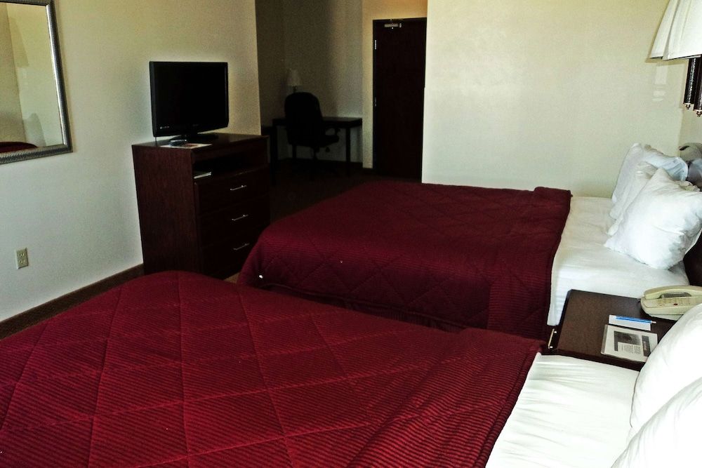 Room, 2 Queen Beds, Accessible, Non Smoking (Mobiity/Hearing, Tub w/Grab Bars)