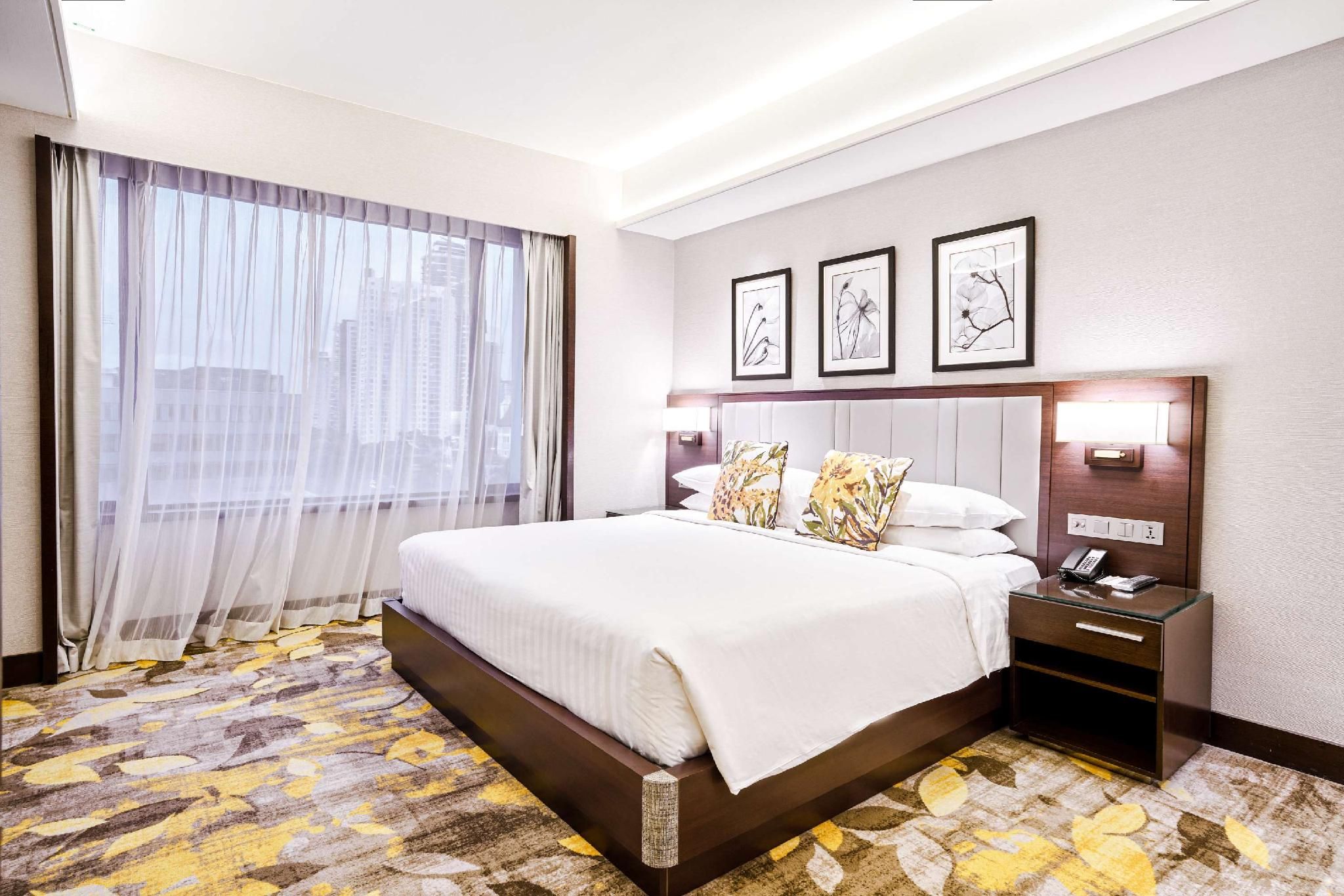 Club Executive Suite