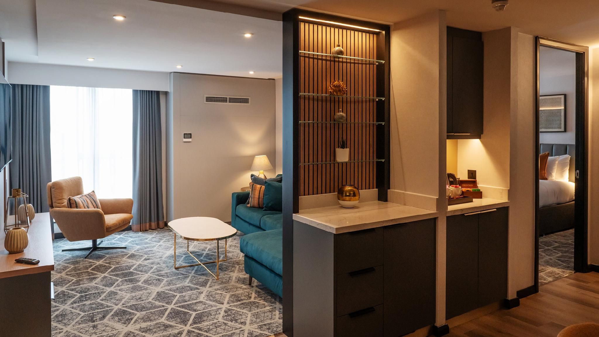 1 Bedroom Suite