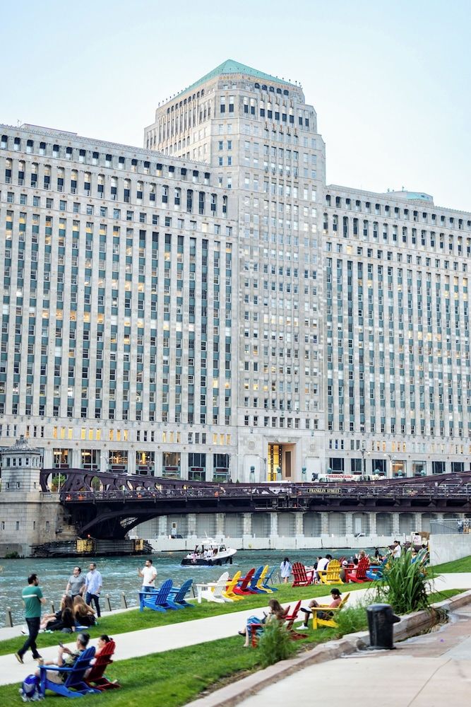 undefined Silversmith Hotel Chicago Downtown 8