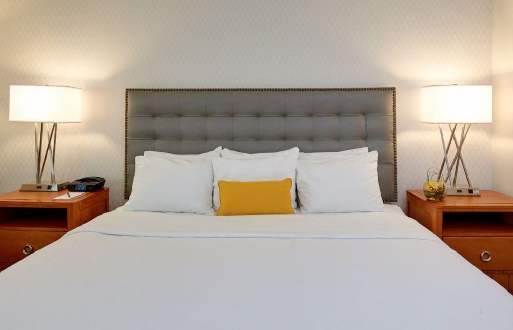 The Kensington Hotel Room, 1 King Bed, Accessible (Wheelchair Accessible Classic King)