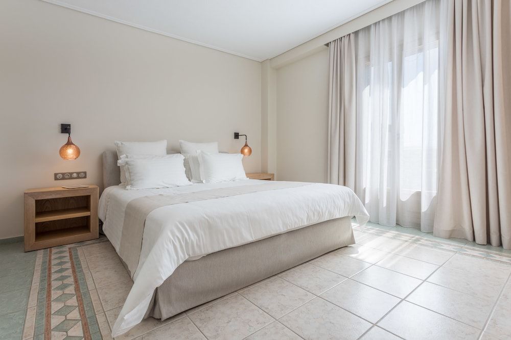 Superior Double Room, Pool View