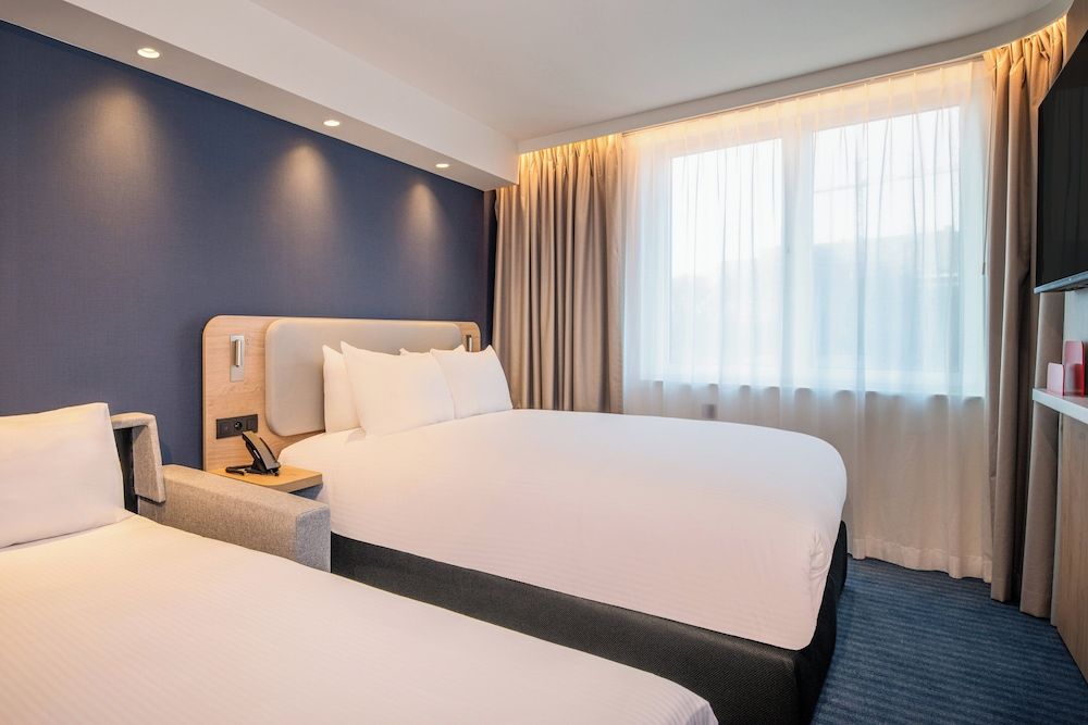 Standard Room, 1 Queen Bed with Sofa bed