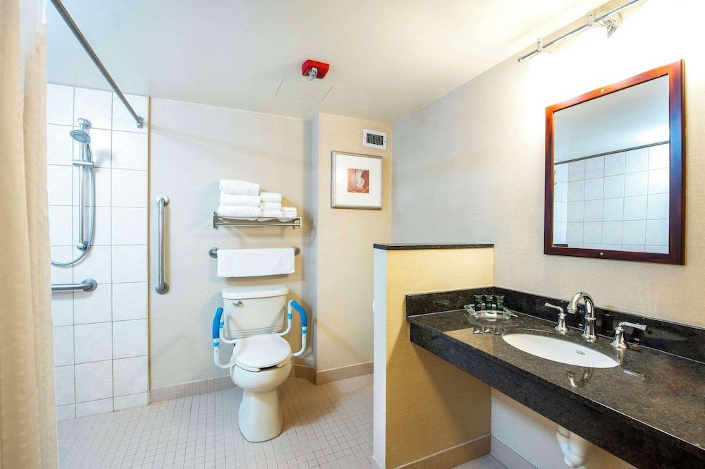 Room, 1 Queen Bed, Accessible, Non Smoking