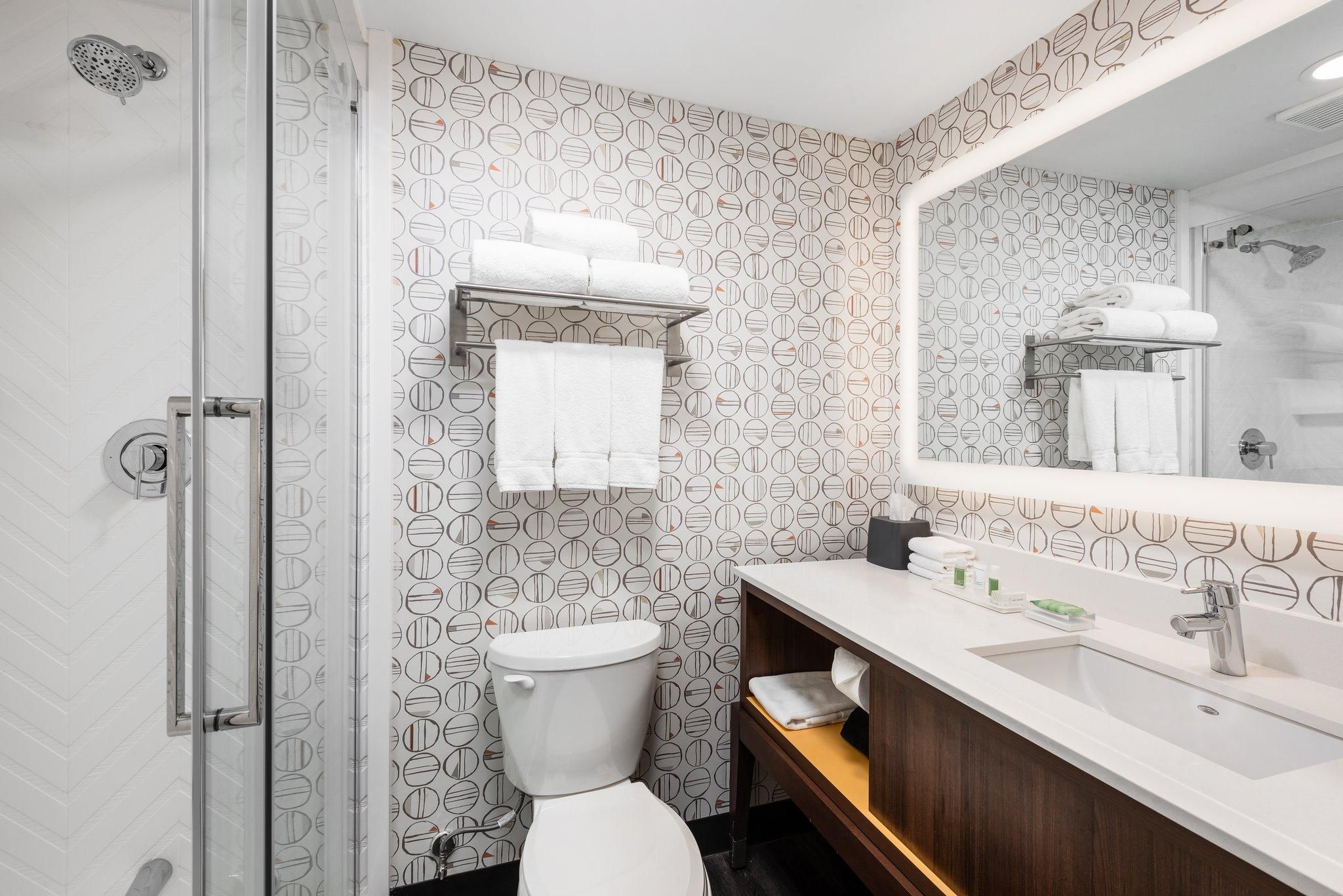undefined Holiday Inn Toronto Airport East by IHG 6