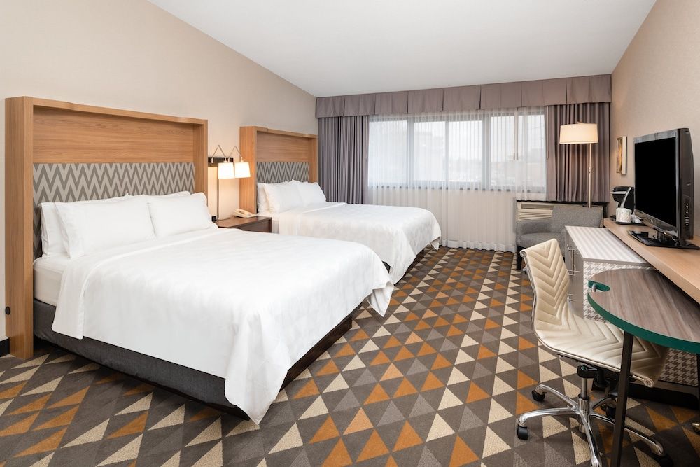 undefined Holiday Inn Toronto Airport East by IHG 9