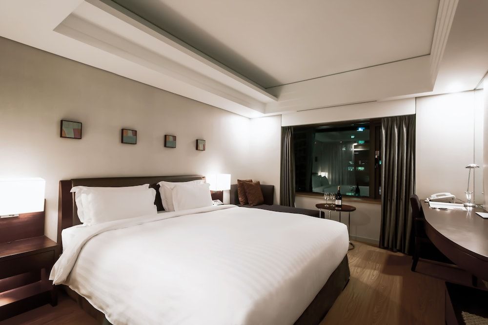 undefined Seoul Garden Hotel