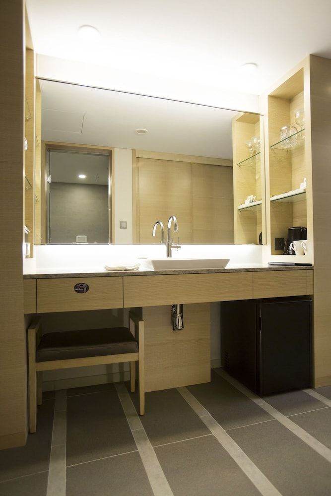 undefined Seoul Garden Hotel 9