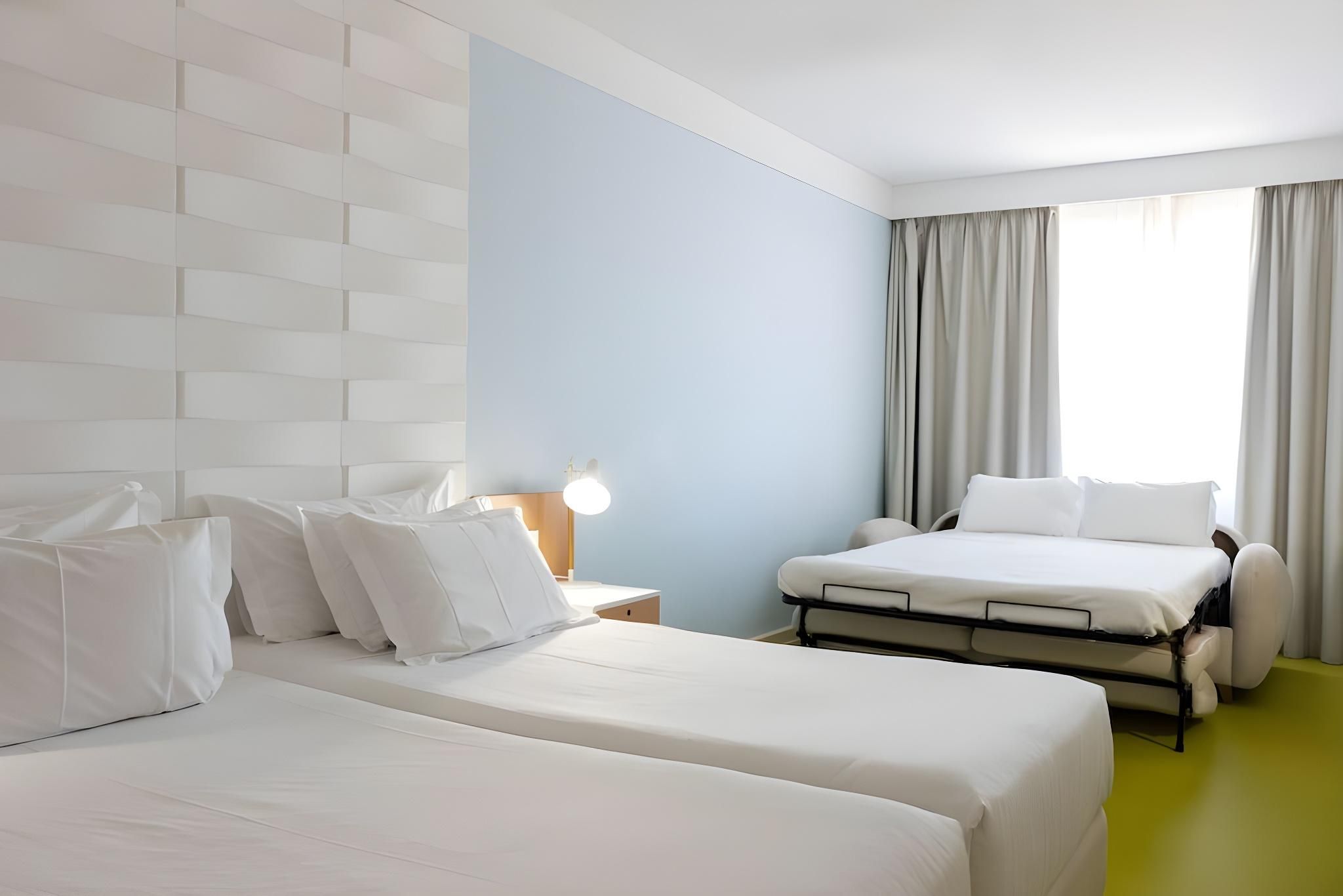 Family Room Non-Smoking