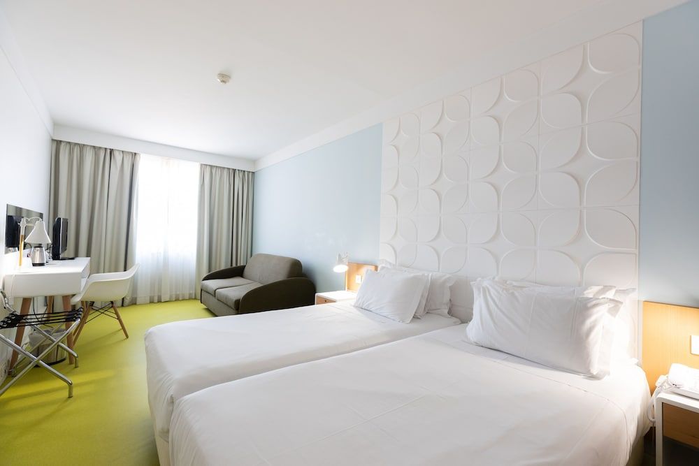 undefined Legendary Porto Hotel 6