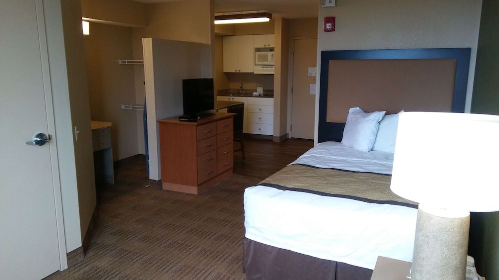 Extended Stay America Suites Denver Aurora North Deluxe Studio, 1 Double Bed with Sofa bed, Accessible, Non Smoking