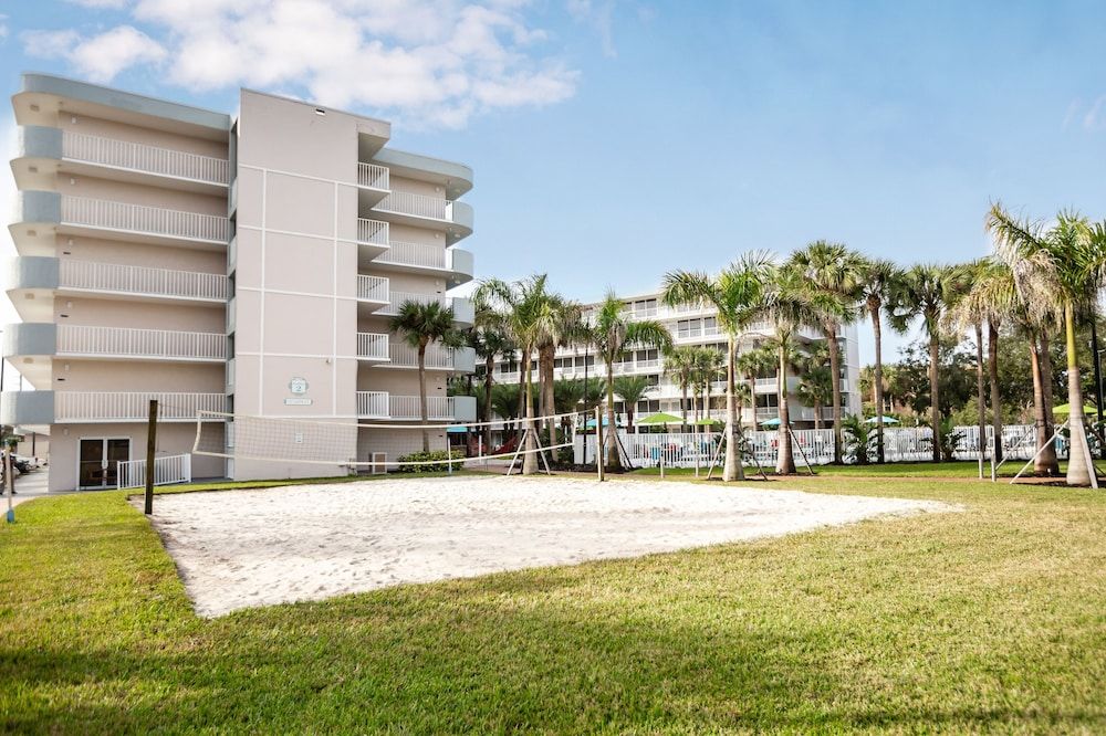 undefined Baymont by Wyndham Celebration 7