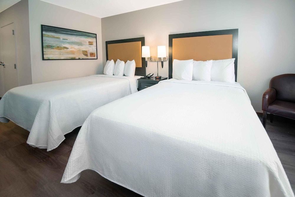 Suite, 2 Double Beds, Non Smoking