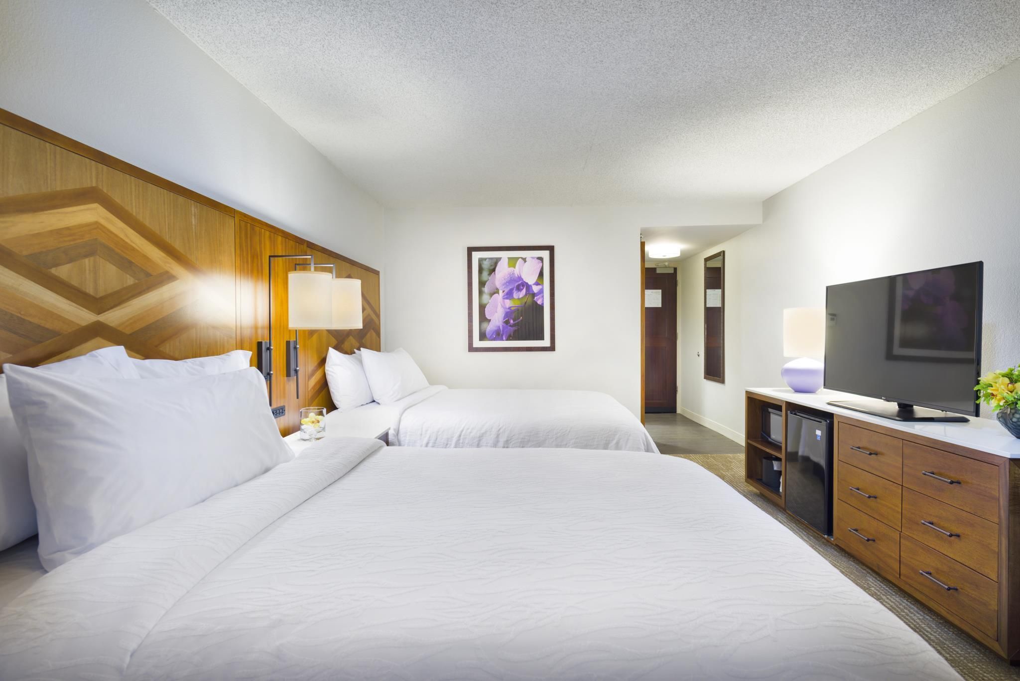 2 Queen Beds Ocean View