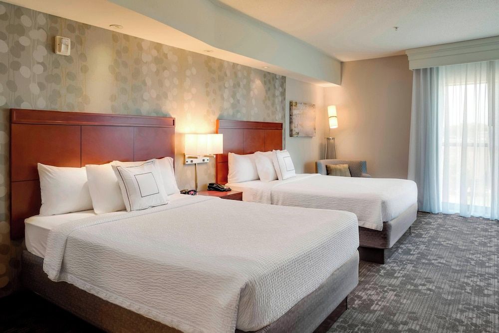 Room, 2 Queen Beds, Non Smoking