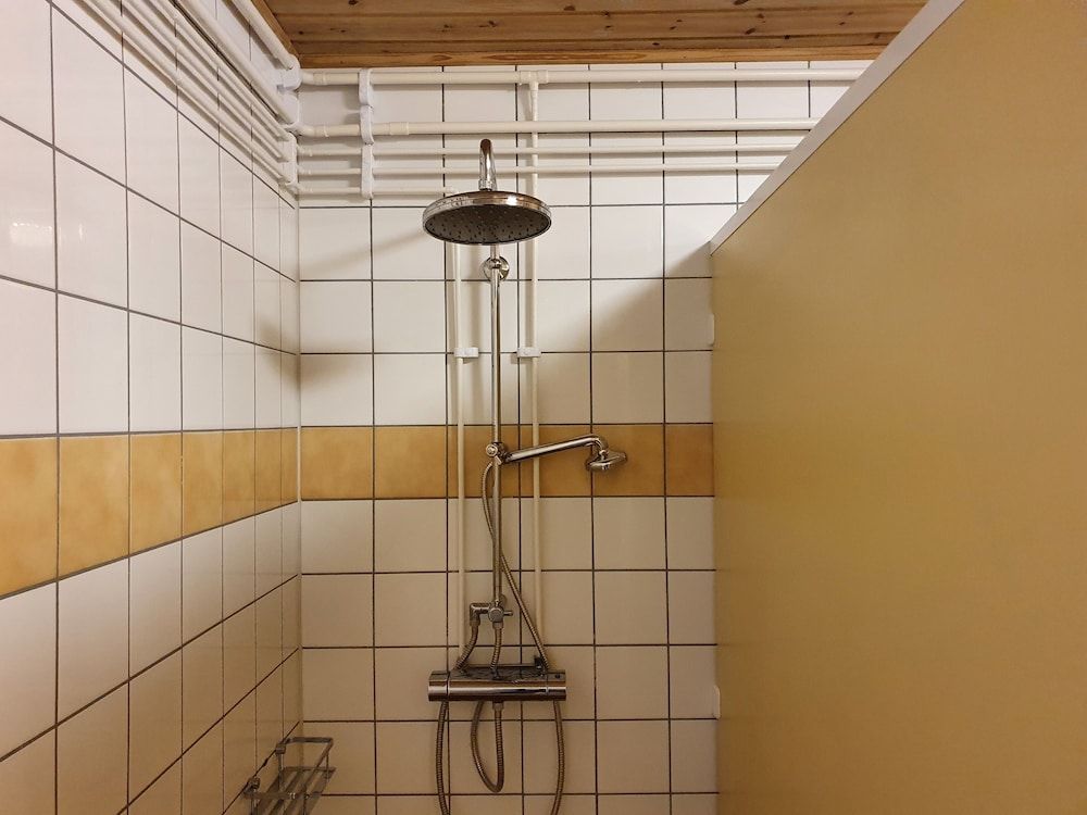 Långasjönäs Camping & Stugby Basic Cabin, Lake View, Lakeside 5