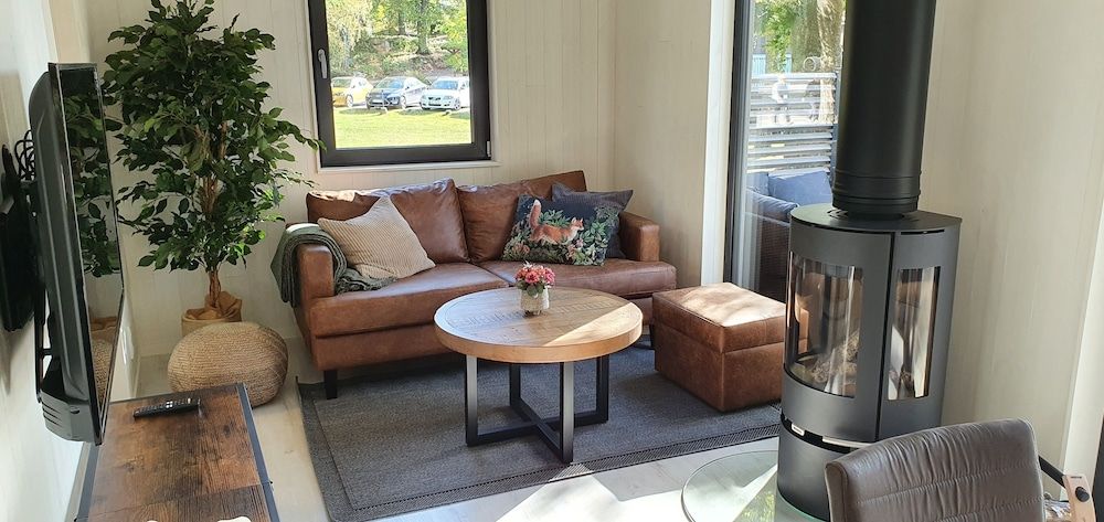 Långasjönäs Camping & Stugby Deluxe Cottage, 2 Bedrooms, Lake View, Lakeside 2