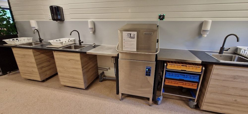 Långasjönäs Camping & Stugby Basic Cabin, Lake View, Lakeside 7