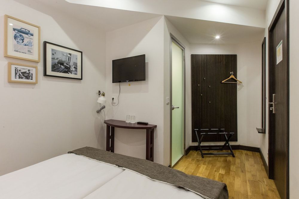 Sofo Hotel Double Room, No Windows