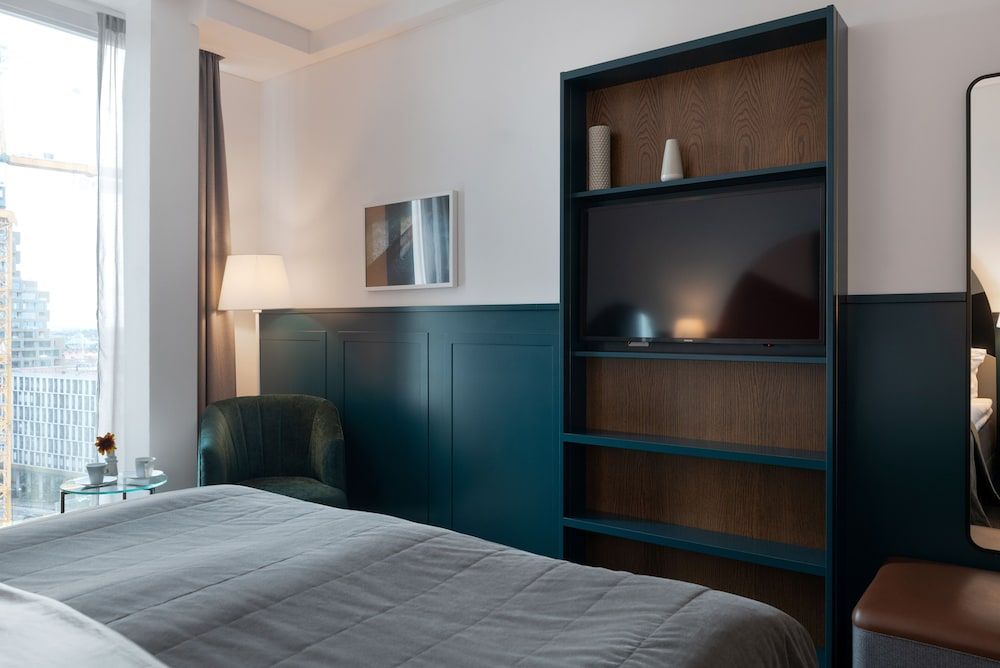 Elite Hotel Carolina Tower Superior Double Room, 1 King Bed 6