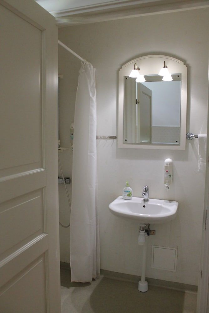 Wanbo Herrgard Economy Single Room 7