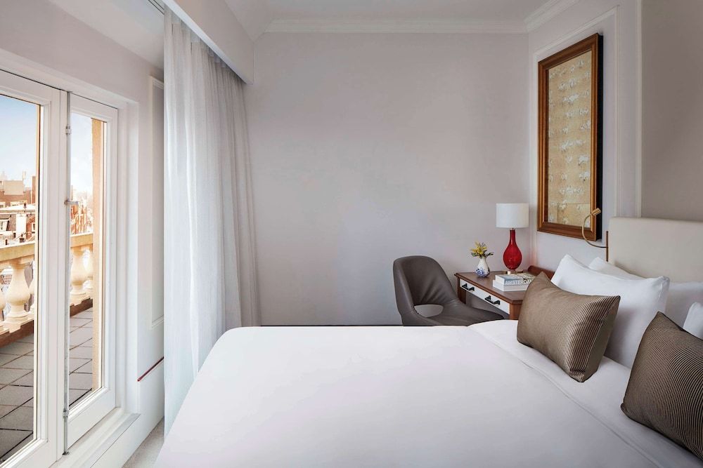 Tivoli Doelen Amsterdam Hotel Superior Room (Small) 2