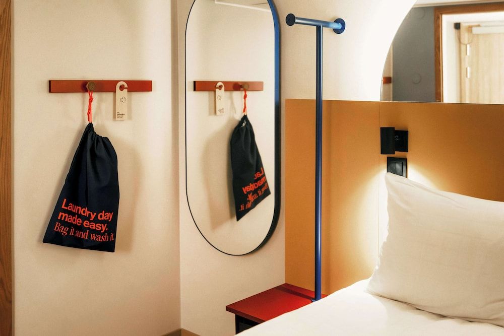 Single Room, No Windows