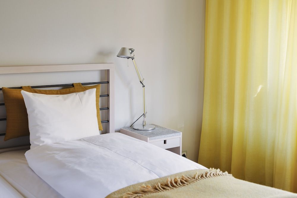 Signature Single Room